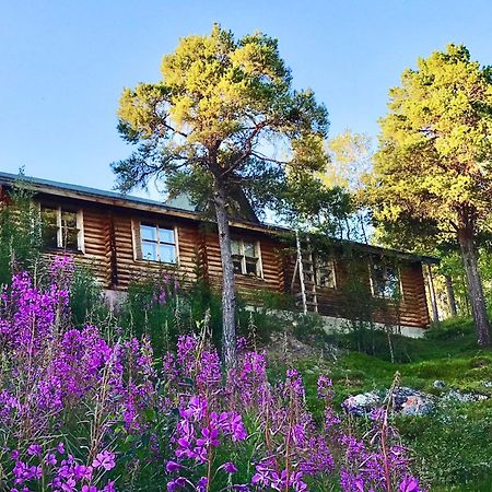Manna Bb Hotel Karigasniemi Buitenkant foto