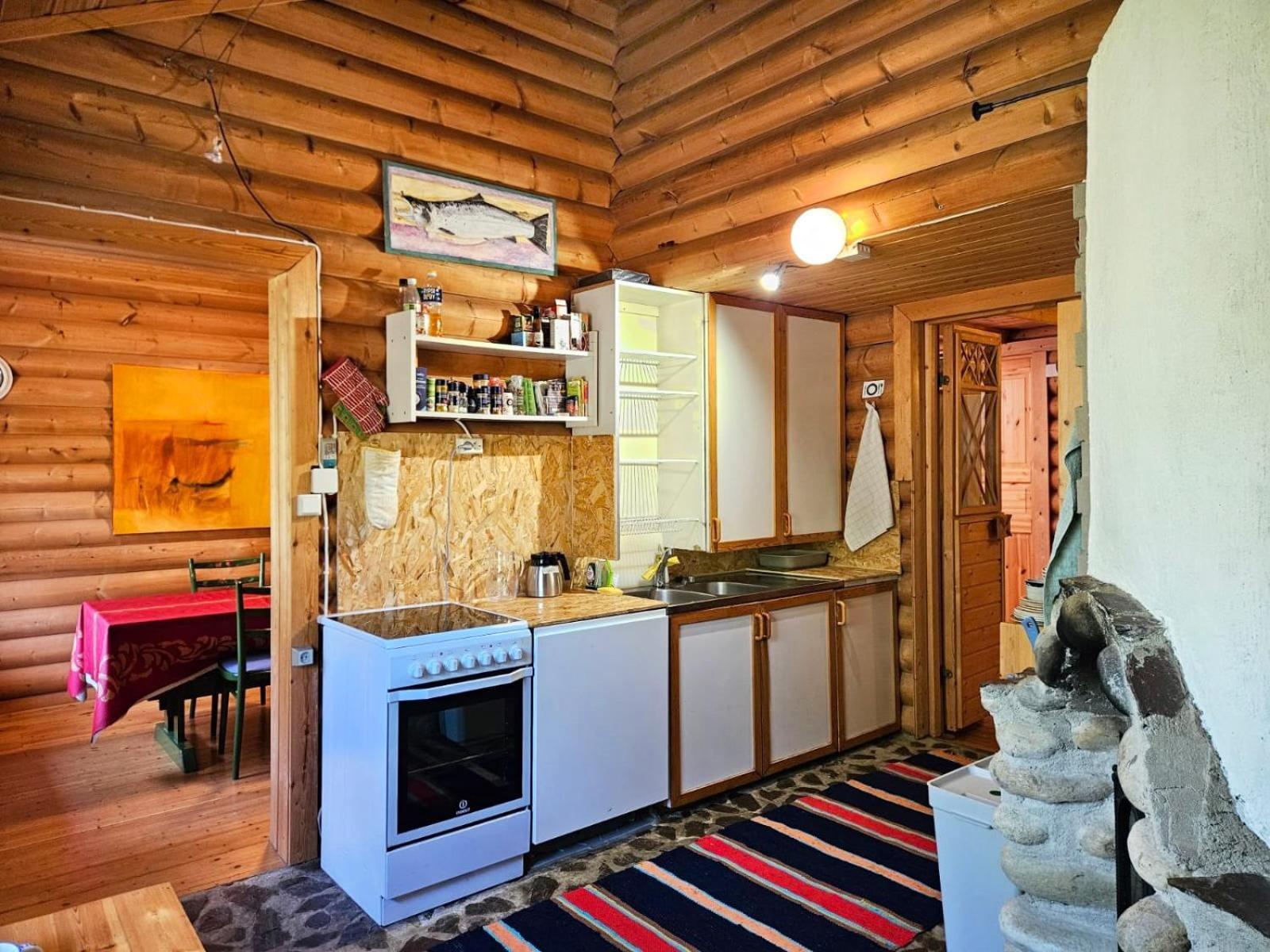 Manna Bb Hotel Karigasniemi Buitenkant foto