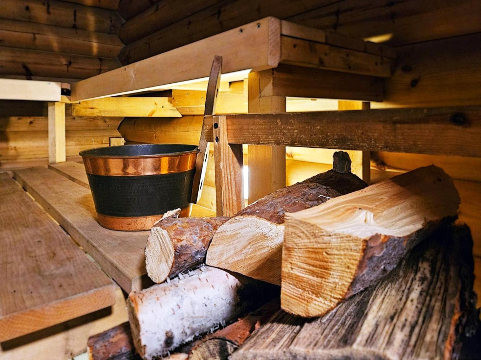 Manna Bb Hotel Karigasniemi Buitenkant foto