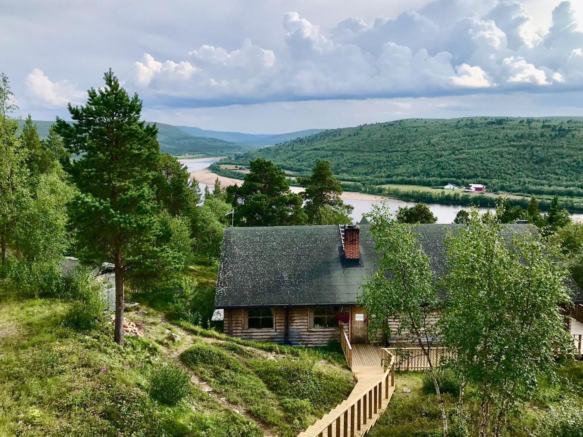 Manna Bb Hotel Karigasniemi Buitenkant foto