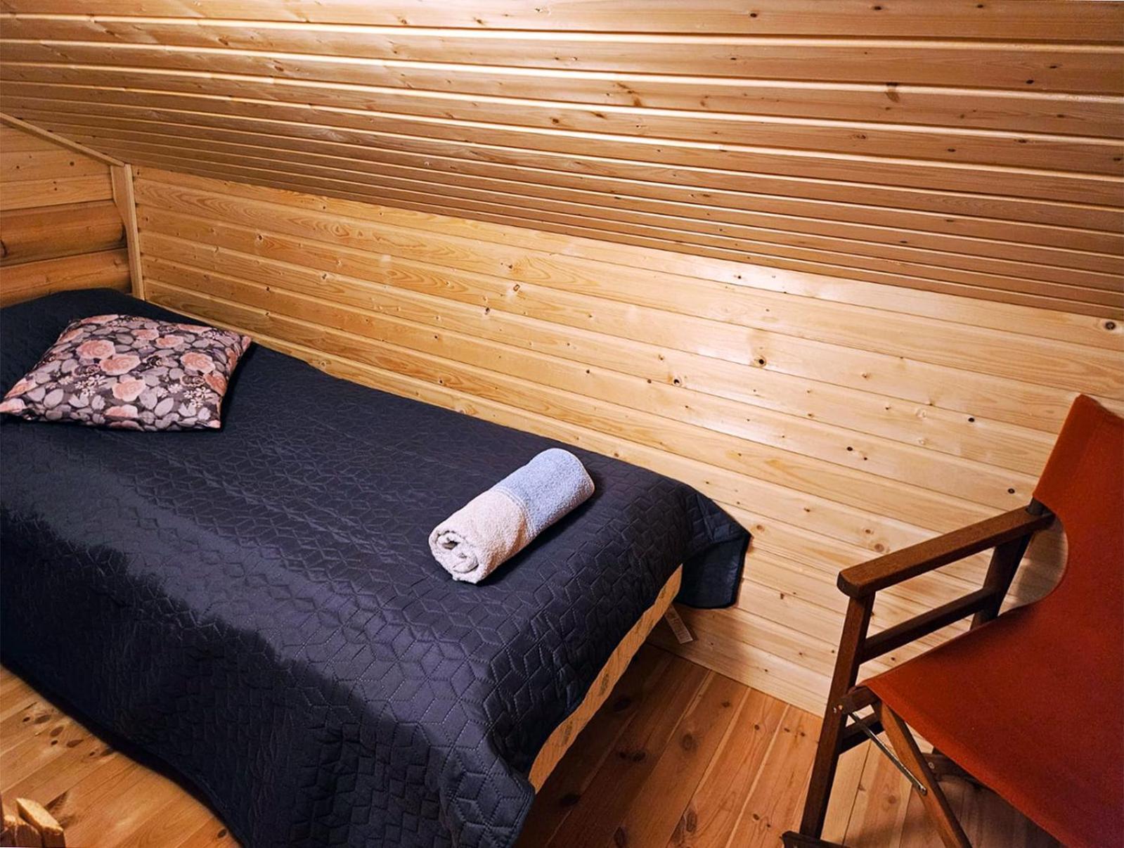 Manna Bb Hotel Karigasniemi Buitenkant foto
