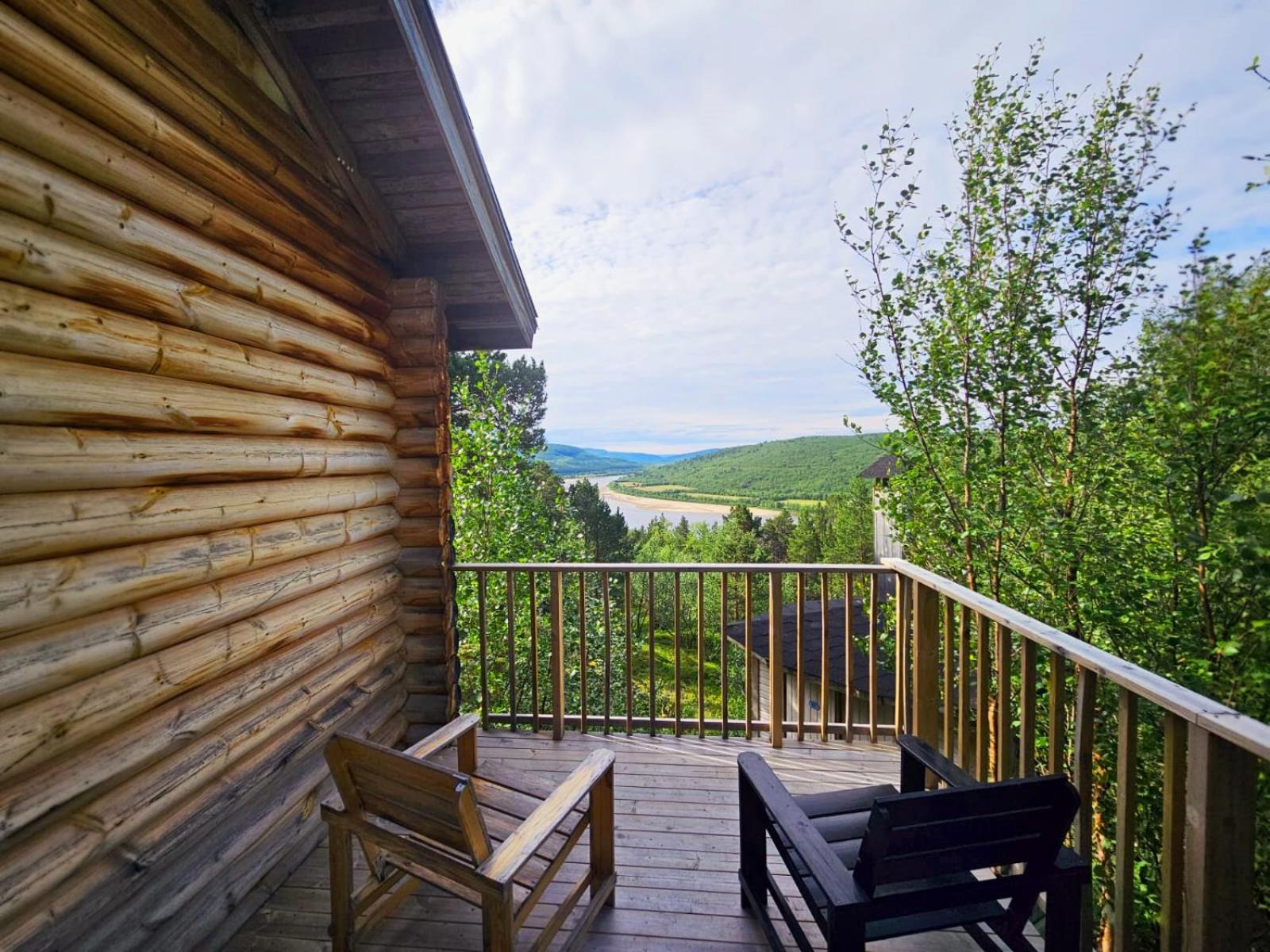 Manna Bb Hotel Karigasniemi Buitenkant foto