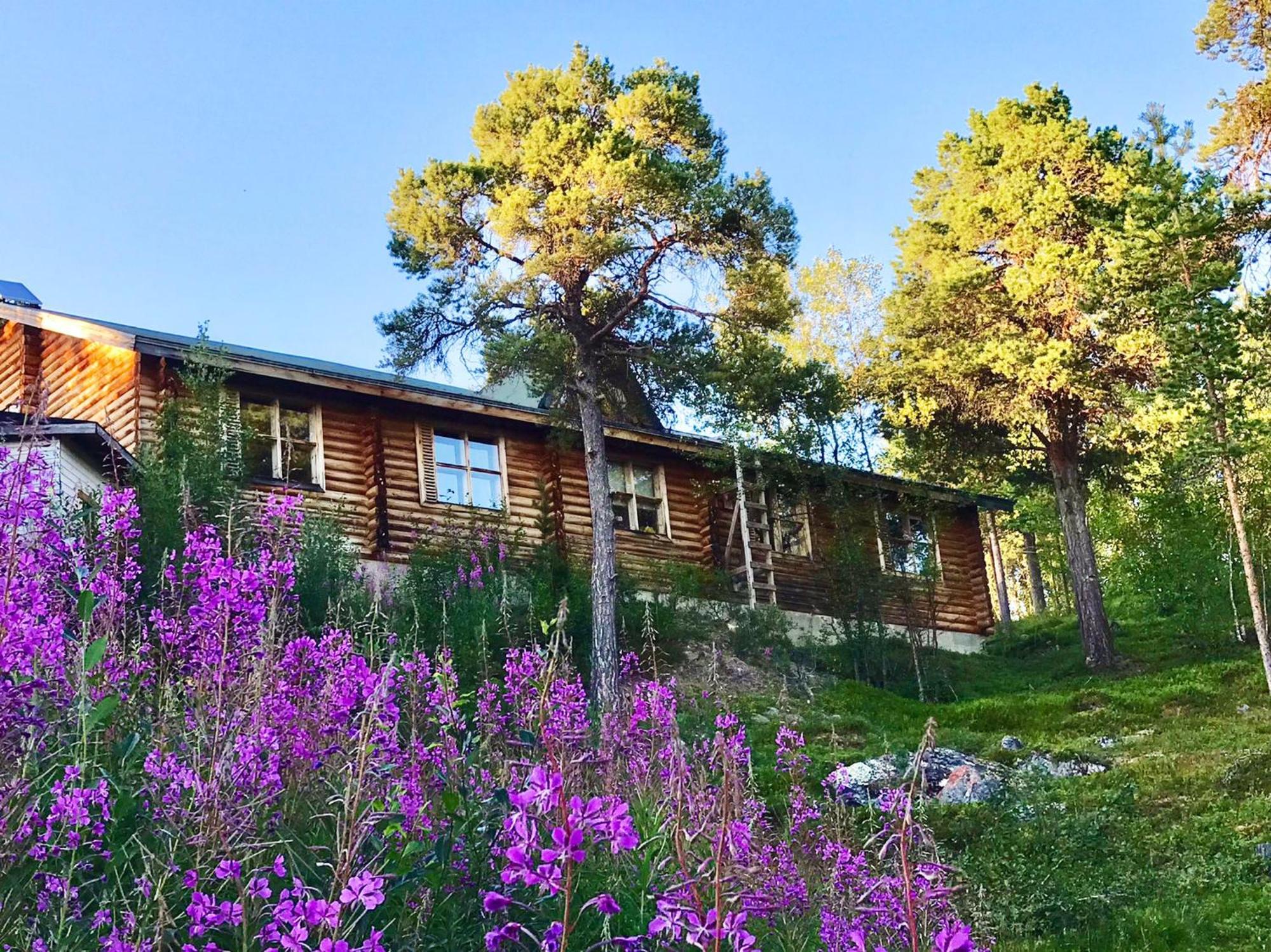 Manna Bb Hotel Karigasniemi Buitenkant foto