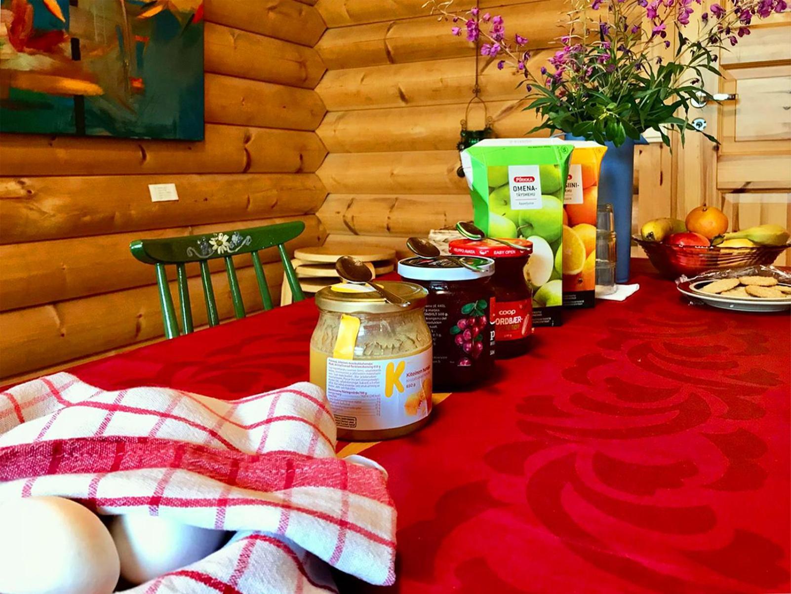 Manna Bb Hotel Karigasniemi Buitenkant foto